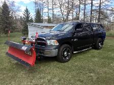 2015 Dodge RAM 1500 4x4 Quad Cab w/ Snow Plow