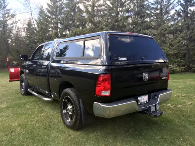 2015 Dodge RAM 1500 4x4 Quad Cab w/ Snow Plow - Photo 4