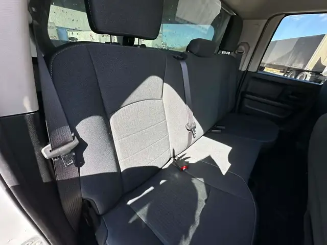 2021 Ram 1500 Classic Express - Photo 10