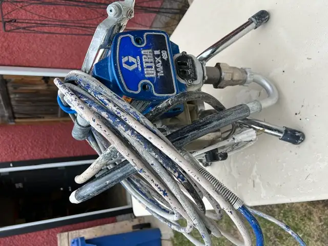Graco 490 Paint Sprayer - Photo 2