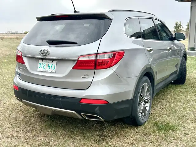 2013 Santa Fe XL - Photo 3