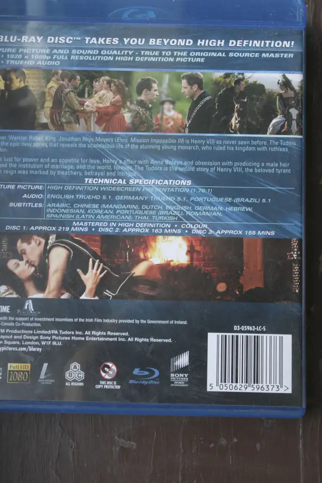 DVDs Virginia's Run/Hairspray/Sisterhood/2 x Riddick/many more - Photo 8