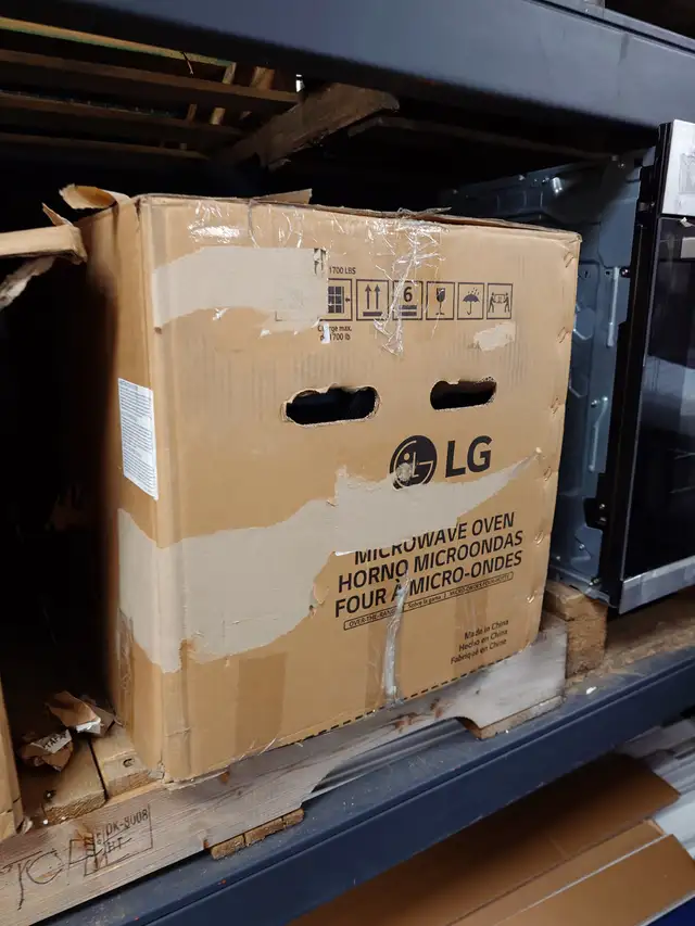 LG '30' Stainless Steel Over the Range Microwave on Sale‼️ - Photo 6