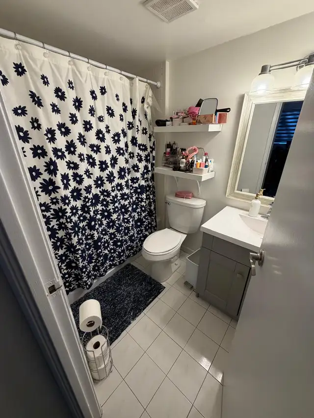 Spacious apartment for rent - great views of Detroit skyline! - Photo 8