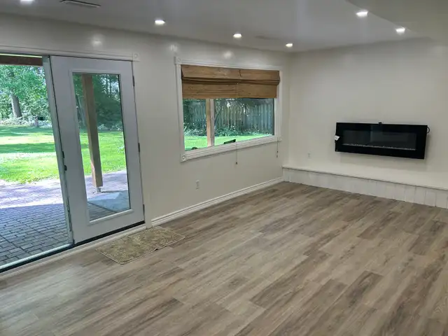 2 Bedroom Apartment - Photo 2