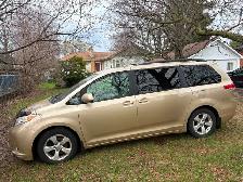 Toyota Sienna Van For Sale 2011 $1,000