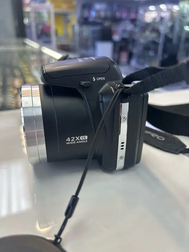Kodak PixPro AZ421 16MP Digital camera - Photo 2