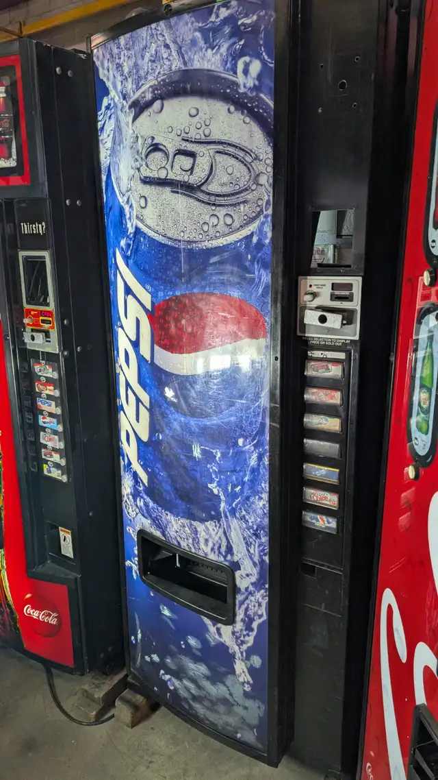 Vive Combo Vending Machines - Photo 4