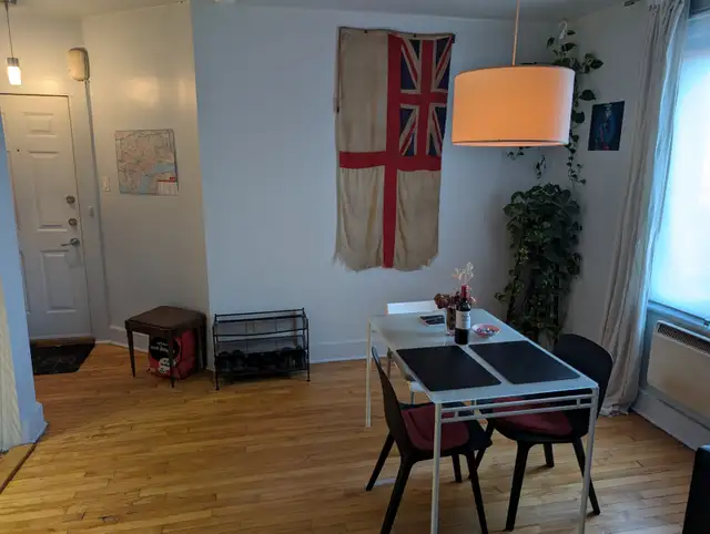 Room for woman. NDG Montreal. Near Villa Maria Metro. $875 incl. - Photo 6