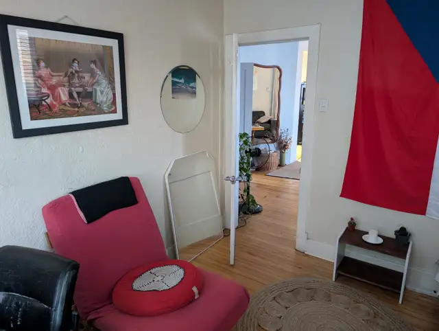 Room for woman. NDG Montreal. Near Villa Maria Metro. $875 incl. - Photo 8