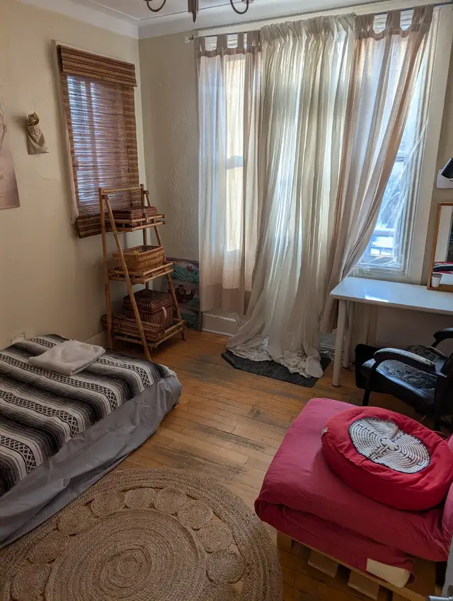 Room for woman. NDG Montreal. Near Villa Maria Metro. $875 incl. - Photo 10