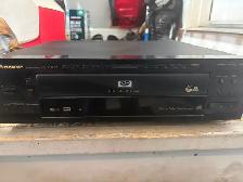Pioneer DV-C302D 3-Disc CD/DVD Player