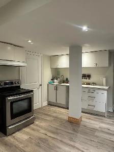 LEGAL - 1 Bed, 1 Bath Basement Brampton - Photo 2