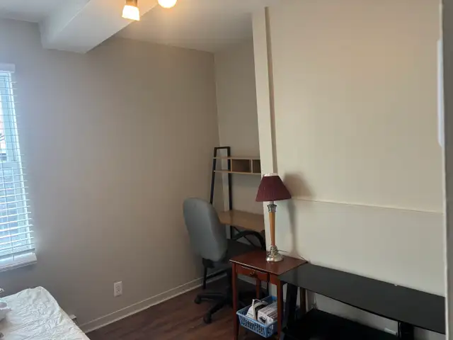 Très belle et grande chambre à louer, Marie Incarnation libre - Photo 4