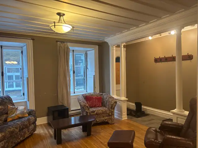 Très beau et grand 7 1/2, Vieux-Québec, libre - Photo 3