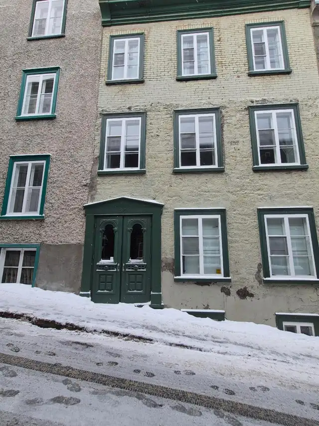Très beau et grand 7 1/2, Vieux-Québec, libre - Photo 22