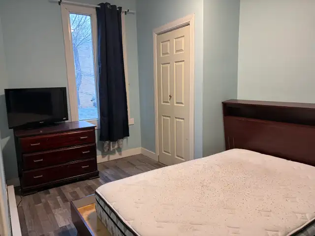 Beau très grand 2 1/2, Montcalm, Libre WIFI - Photo 10