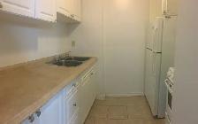 Bachelor Unit Zulich Managed Apartment Available July 1st - Photo 6