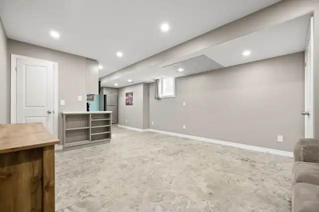 53 College Avenue West - 53 College Avenue Lower Apartment for R - Photo 7