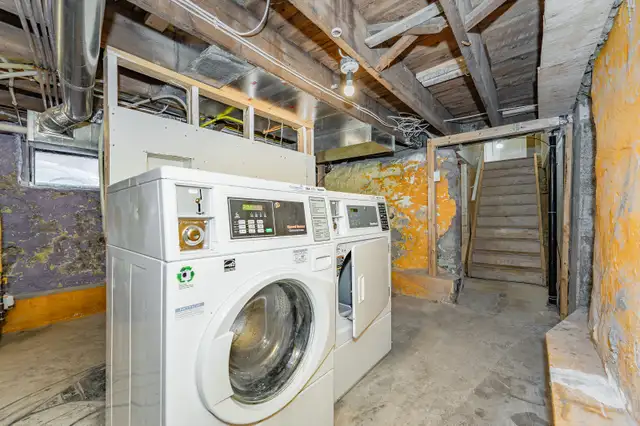 53 College Avenue West - 53 College Avenue Lower Apartment for R - Photo 14