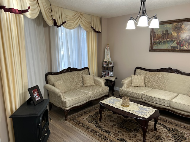Home for sale by owner - Photo 4