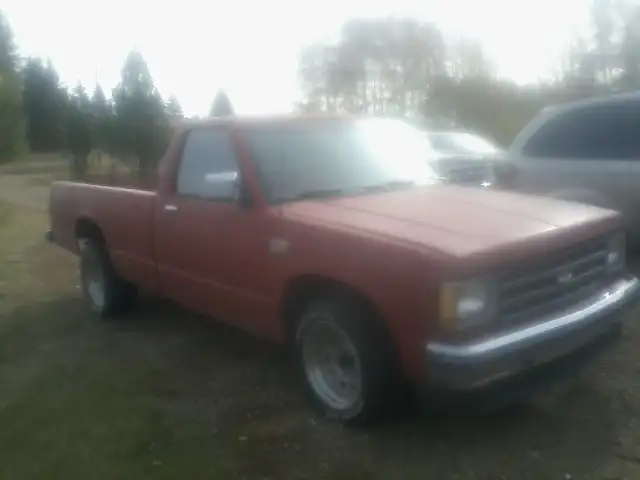 CHEVY S10.350 5.SPEED.STICK.READ.BELOW.CALL.780.240.9380. - Photo 2