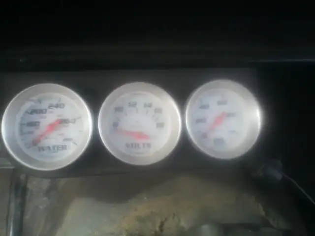 CHEVY S10.350 5.SPEED.STICK.READ.BELOW.CALL.780.240.9380. - Photo 10