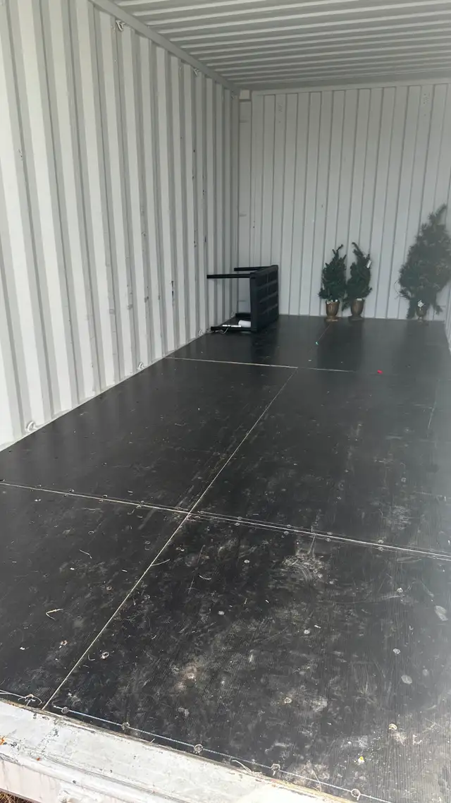 Shipping Container 20 foot - Photo 2
