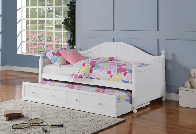 THE BEST HOME FURNISHINGS