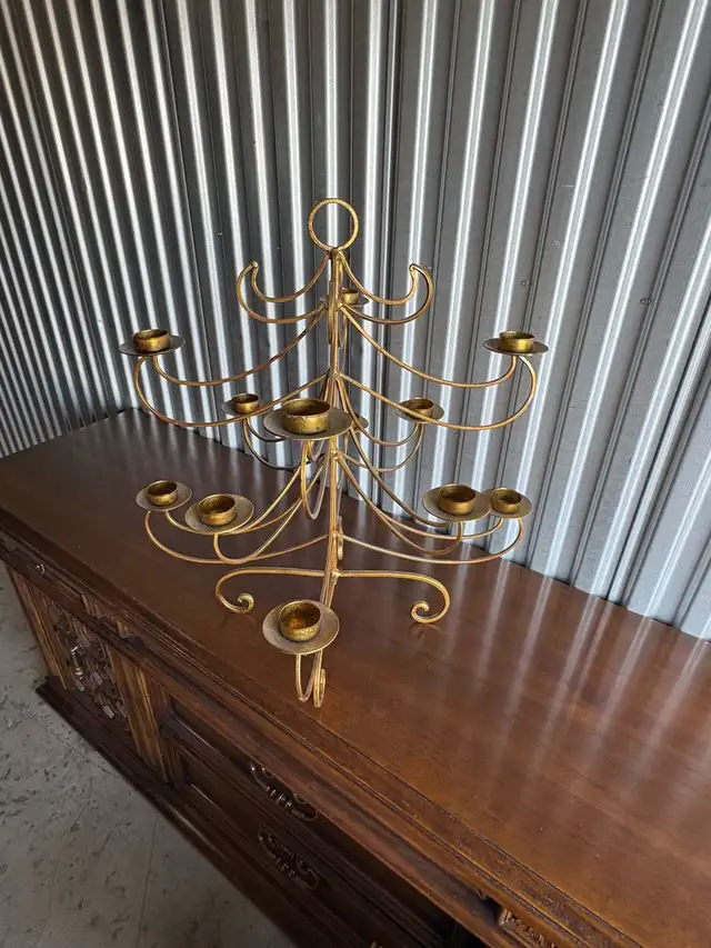 Free delivery used antique Gold Metal Candelabra - Photo 4