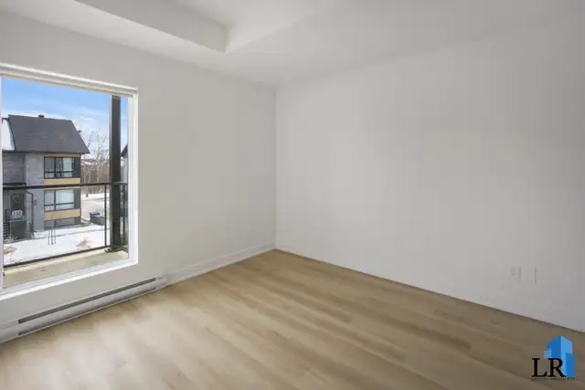SQUARE PHILIPPE - 91-203 Apartment for Rent - Photo 8