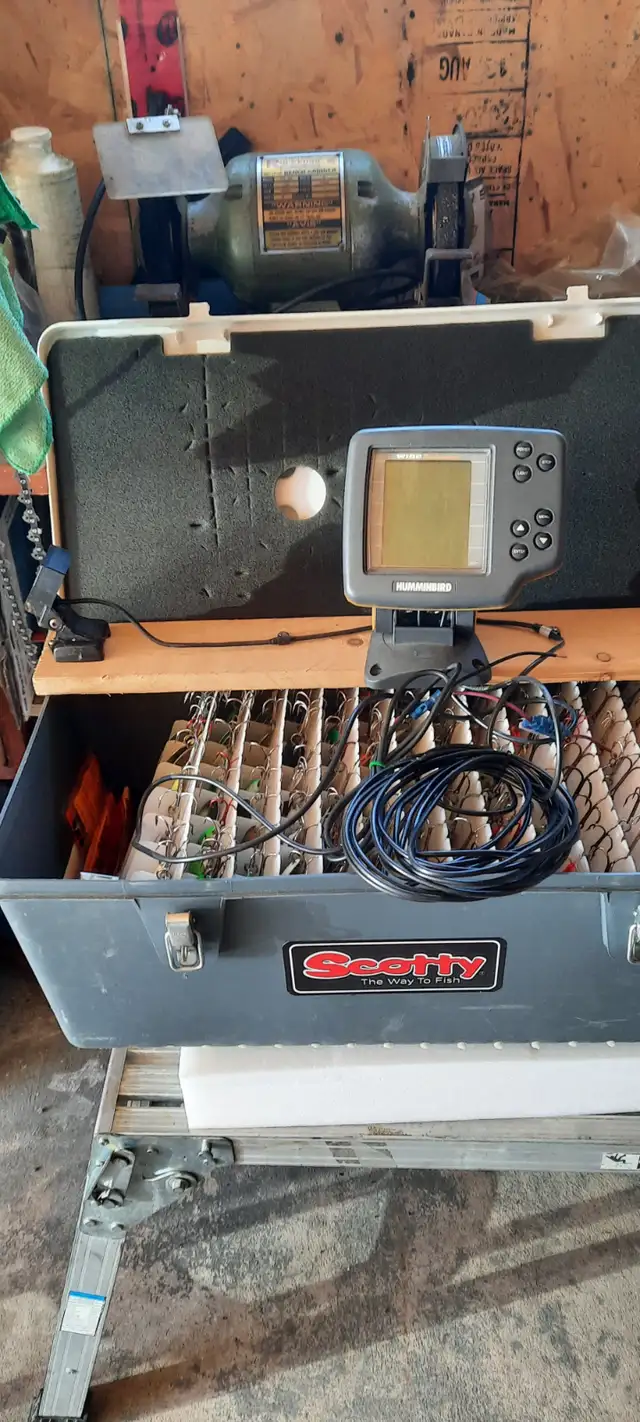 Fish finder
