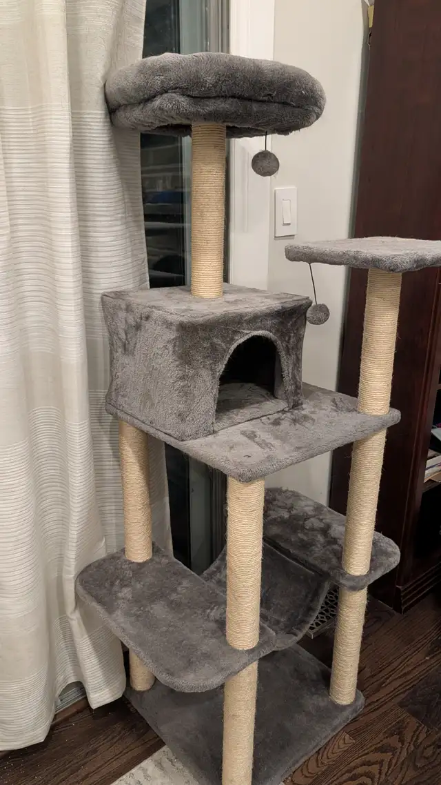 PawHut 54' Multi-Level Cat Tree Tower - Like New Condition - Photo 2