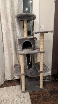 PawHut 54' Multi-Level Cat Tree Tower - Like New Condition
