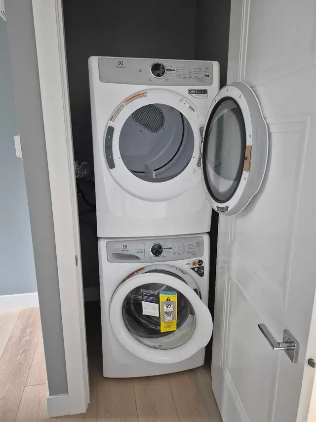 one bedrooms basement suite for rent