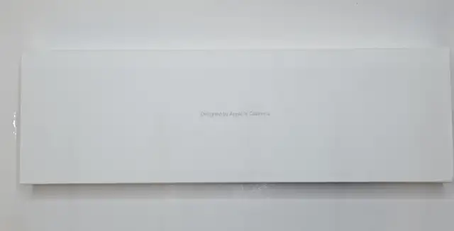 Apple Magic Keyboard Wired with Numeric Keypad – Arabic Layout