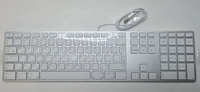 Apple Magic Keyboard Wired with Numeric Keypad – Arabic Layout - Photo 7