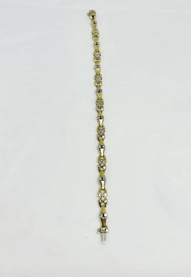 Interlocking Tinnes Bracelet - Photo 10