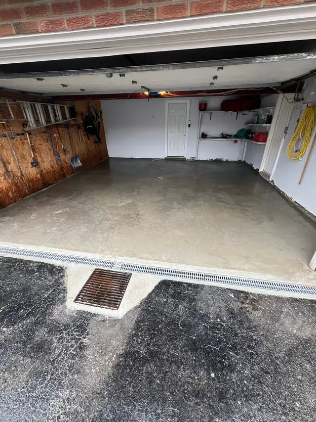 GARGE FLOOR RESURFACE - Photo 2