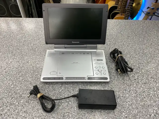 Panasonic DVD-LS91 Portable DVD Player