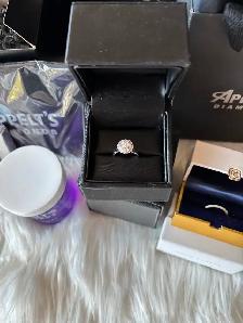 Noam Carver Engagement ring and wedding band - Photo 4