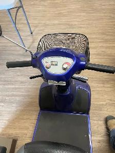 C.T.M Mobility Scooter "Parts Only" No Key - Photo 2