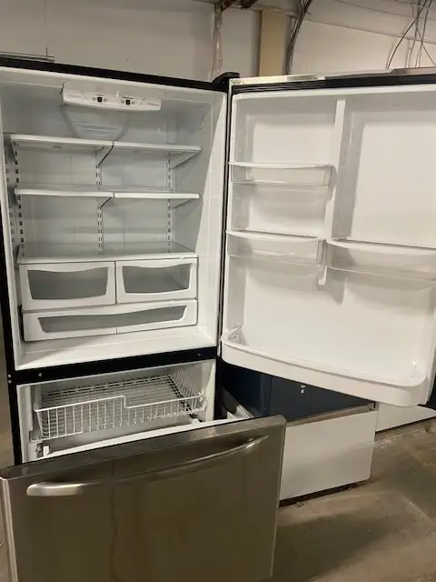 Réfrigérateur stainless 32'' congélateur au bas Amana - Photo 2