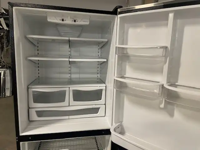 Réfrigérateur stainless 32'' congélateur au bas Amana - Photo 4