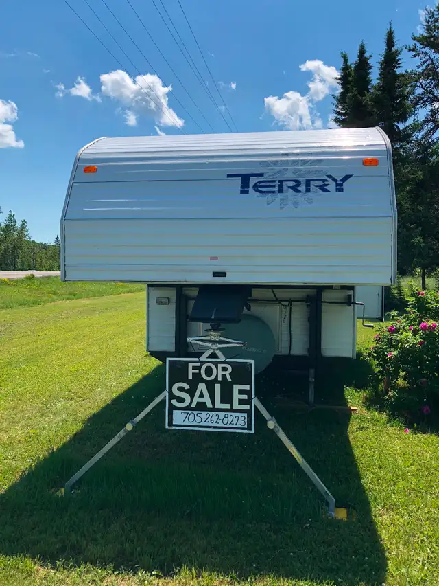 1999 Terry Lite Fifth Wheel