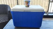 COLEMAN CAMPING COOLER. USED ONCE!