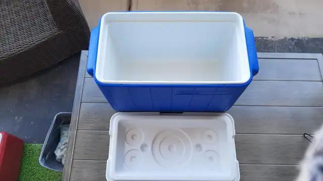 COLEMAN CAMPING COOLER. USED ONCE! - Photo 4