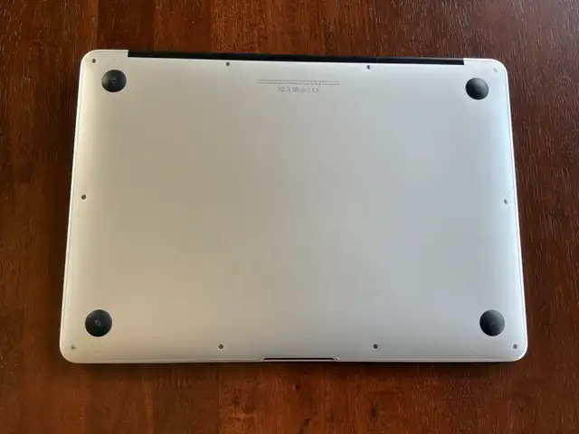 MacBook Air 13inch - Photo 5