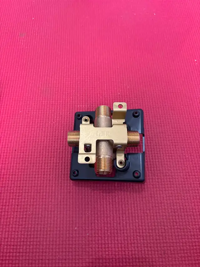 Free bathroom thing! - Photo 2