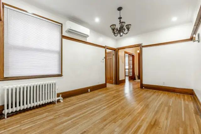Charming 3-Bedroom Home in NDG with Renovated Basement | $2,400/ - Photo 5